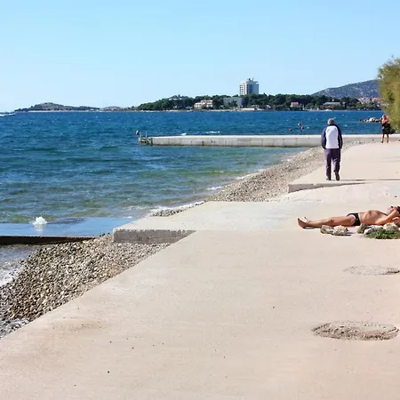 By The Sea - 5806 Apartamento Vodice