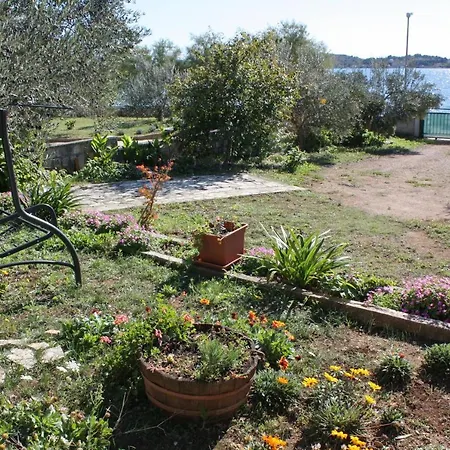 Apartamento By The Sea - 5806 Vodice
